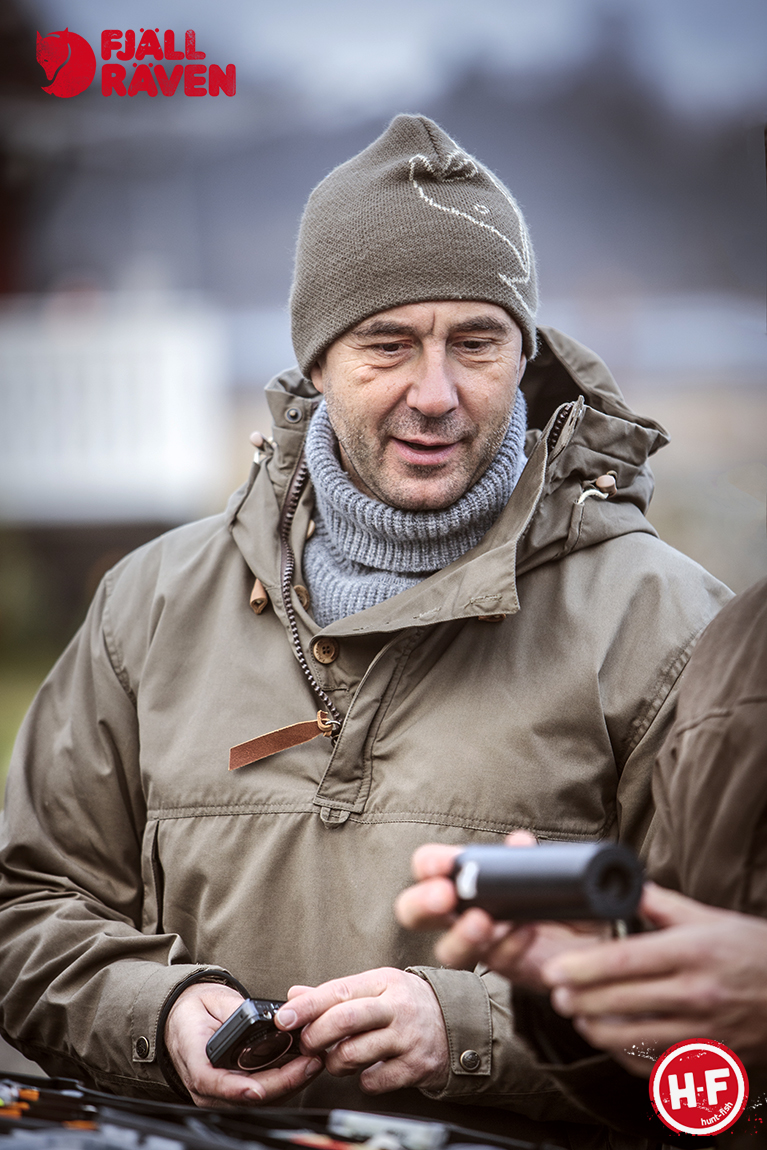 Directory listing of /fjallraven/fjallraven 2014/anorak no 8/